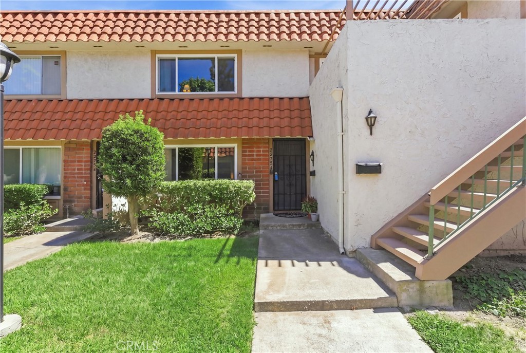22754 Madrid Property Photo 1