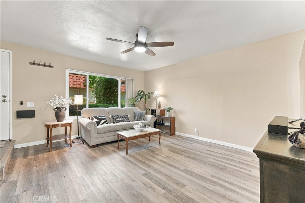 22754 Madrid Property Photo 7