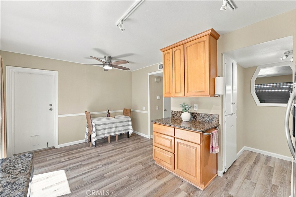 22754 Madrid Property Photo 10