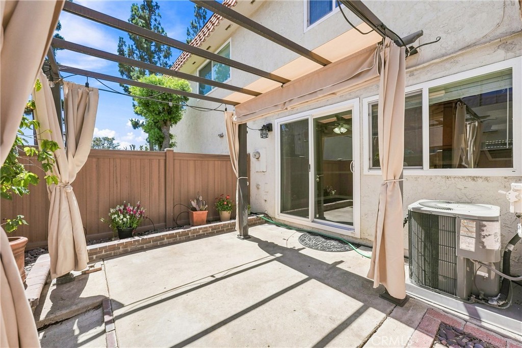 22754 Madrid Property Photo 20