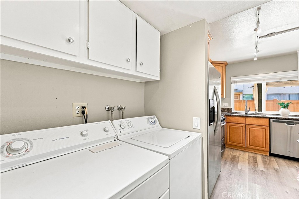 22754 Madrid Property Photo 22
