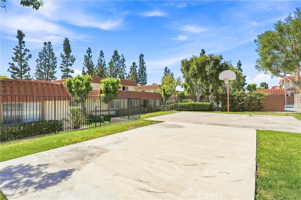 22754 Madrid Property Photo 36