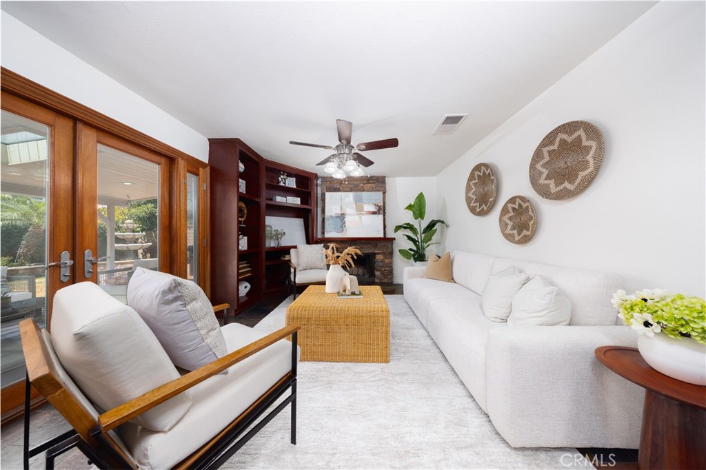 6856 Padova Court Property Photo 8