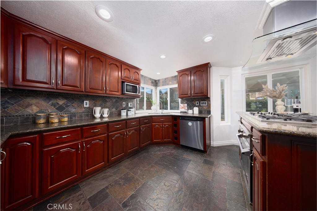 6856 Padova Court Property Photo 13