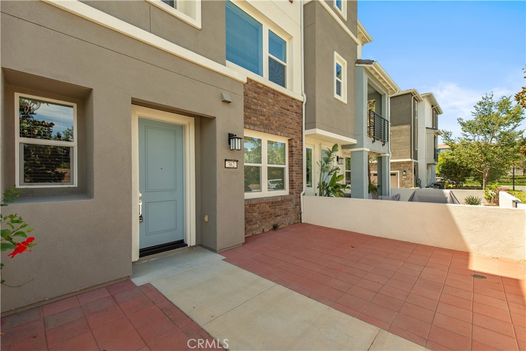 362 Bellver Property Photo 1
