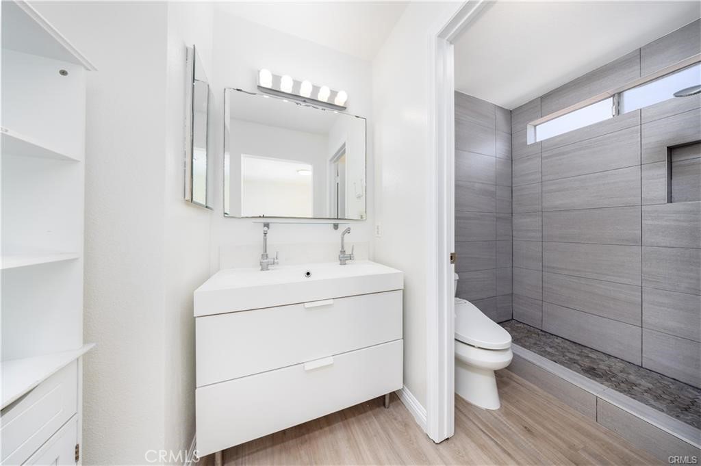 84 Clearbrook 37 Property Photo 15
