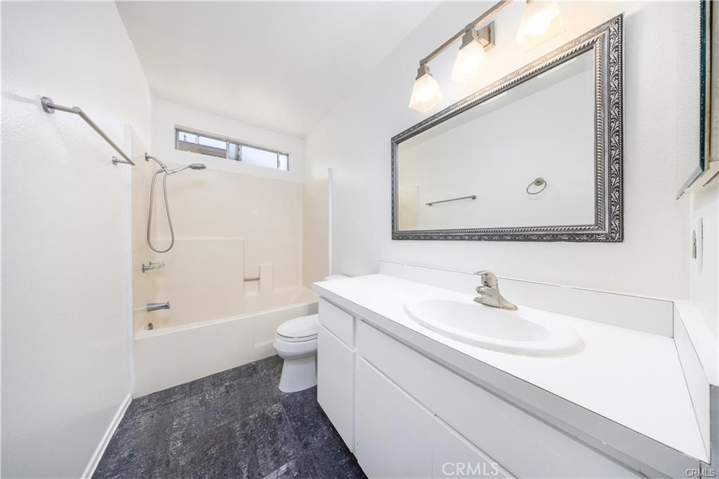 84 Clearbrook 37 Property Photo 17
