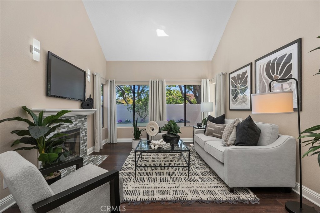 16 Crucillo Property Photo 1