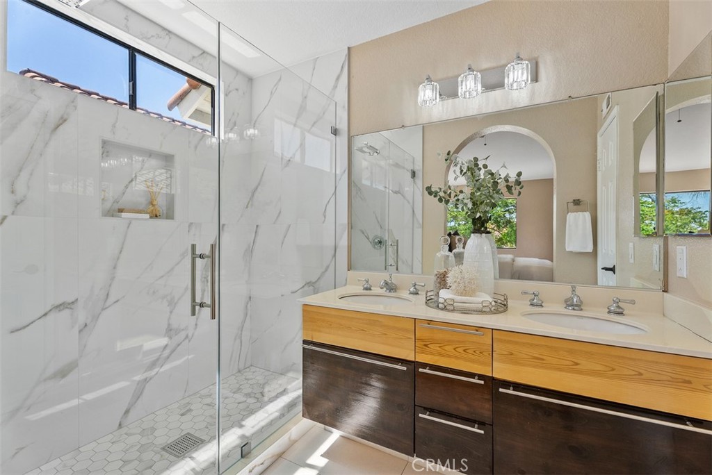 16 Crucillo Property Photo 25