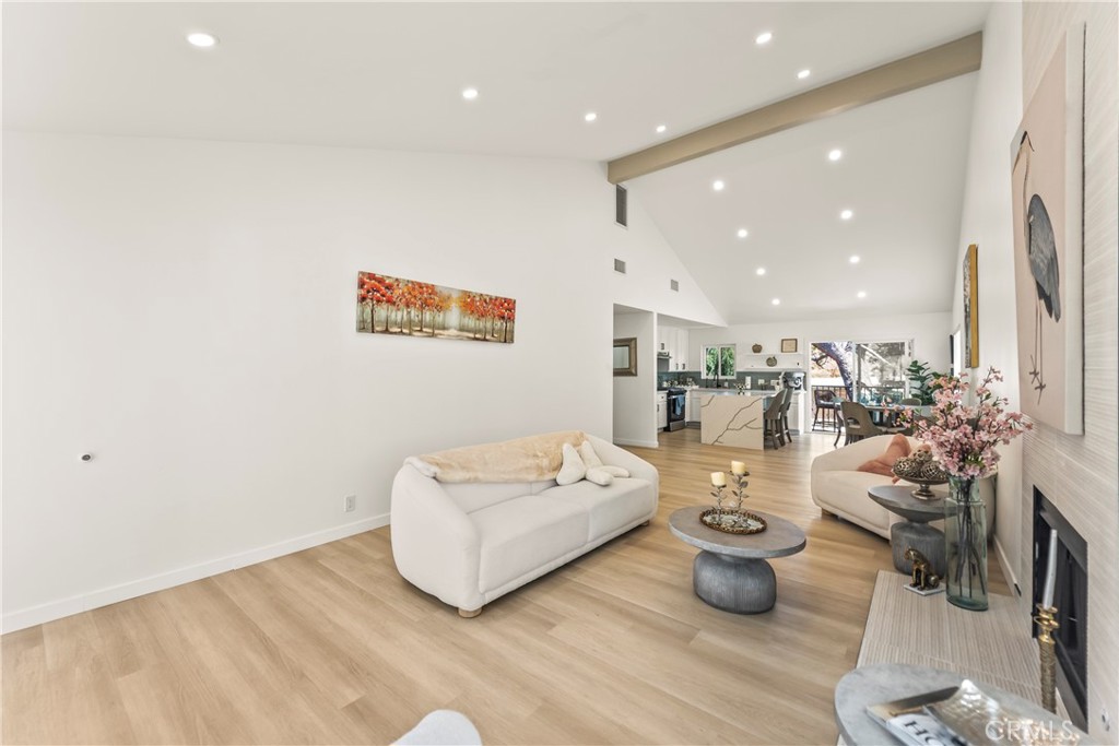 9620 Alene Property Photo 8