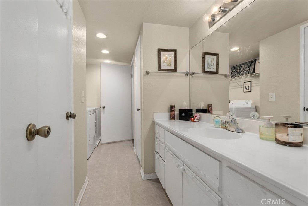 10655 Lemon Avenue 3503 Property Photo 14