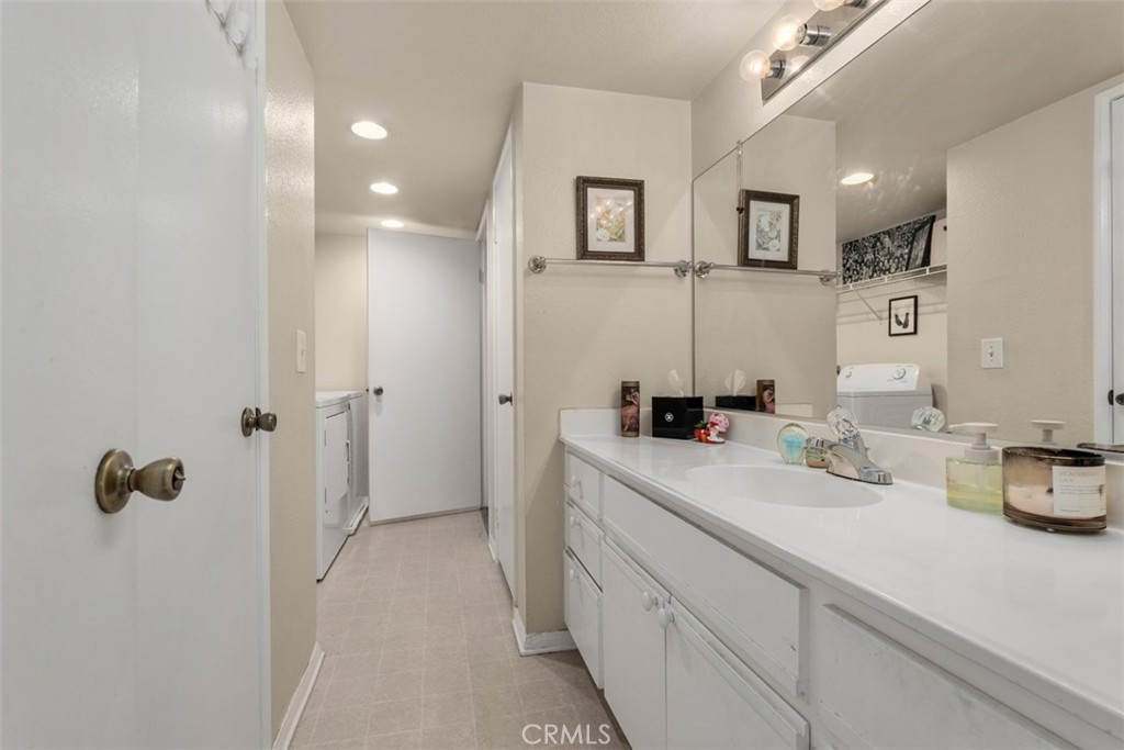 10655 Lemon Avenue 3503 Property Photo 14