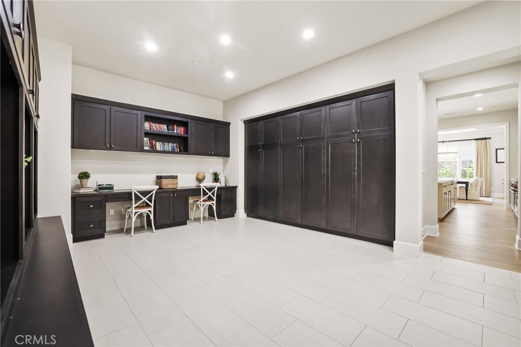 109 Andirons Property Photo 18