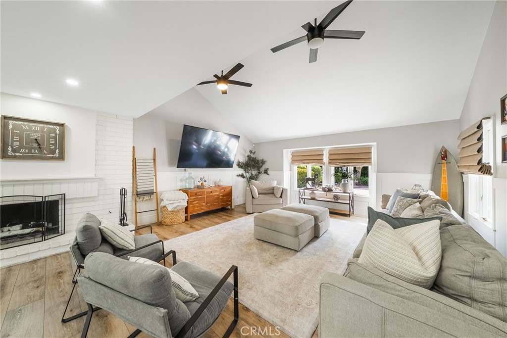 25902 Hitching Rail Property Photo 6