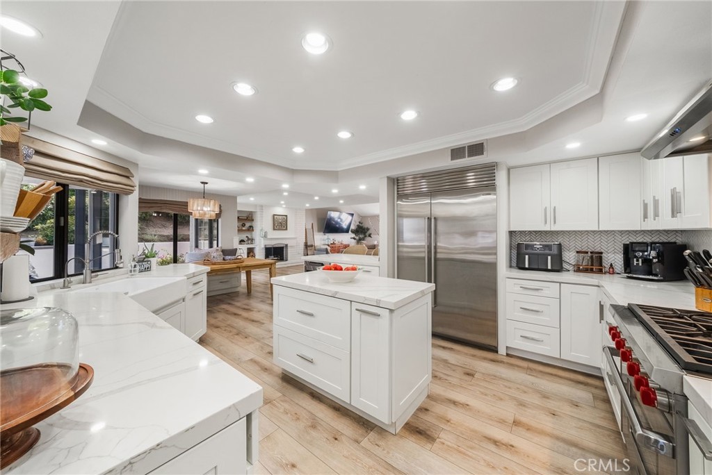 25902 Hitching Rail Property Photo 8