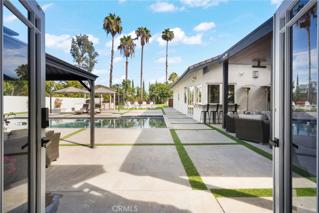 25902 Hitching Rail Property Photo 17