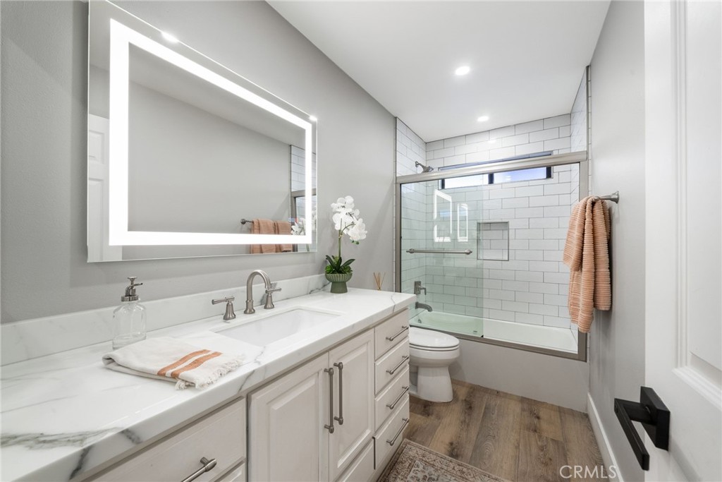 25902 Hitching Rail Property Photo 19