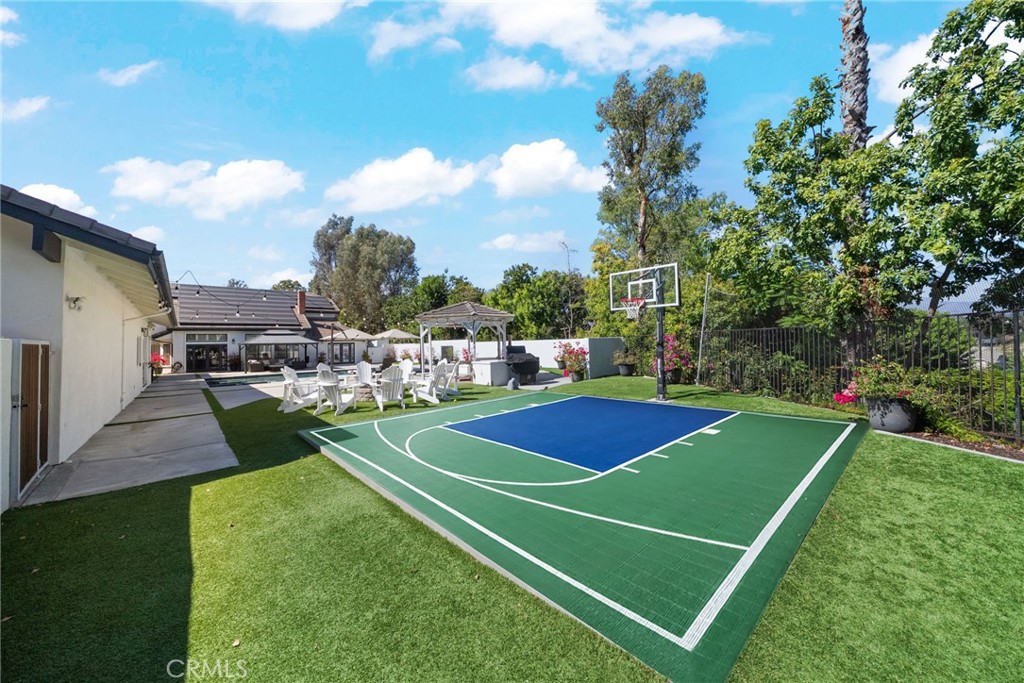25902 Hitching Rail Property Photo 42