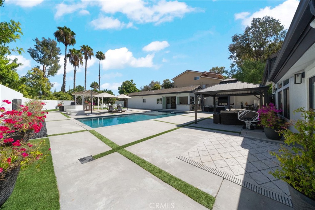 25902 Hitching Rail Property Photo 44