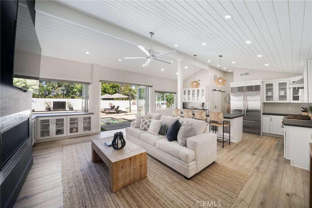 25902 Hitching Rail Property Photo 46
