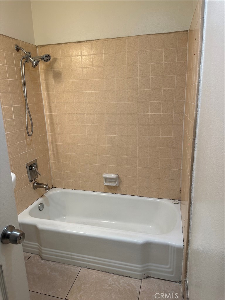 2742 Conejo Property Photo 24