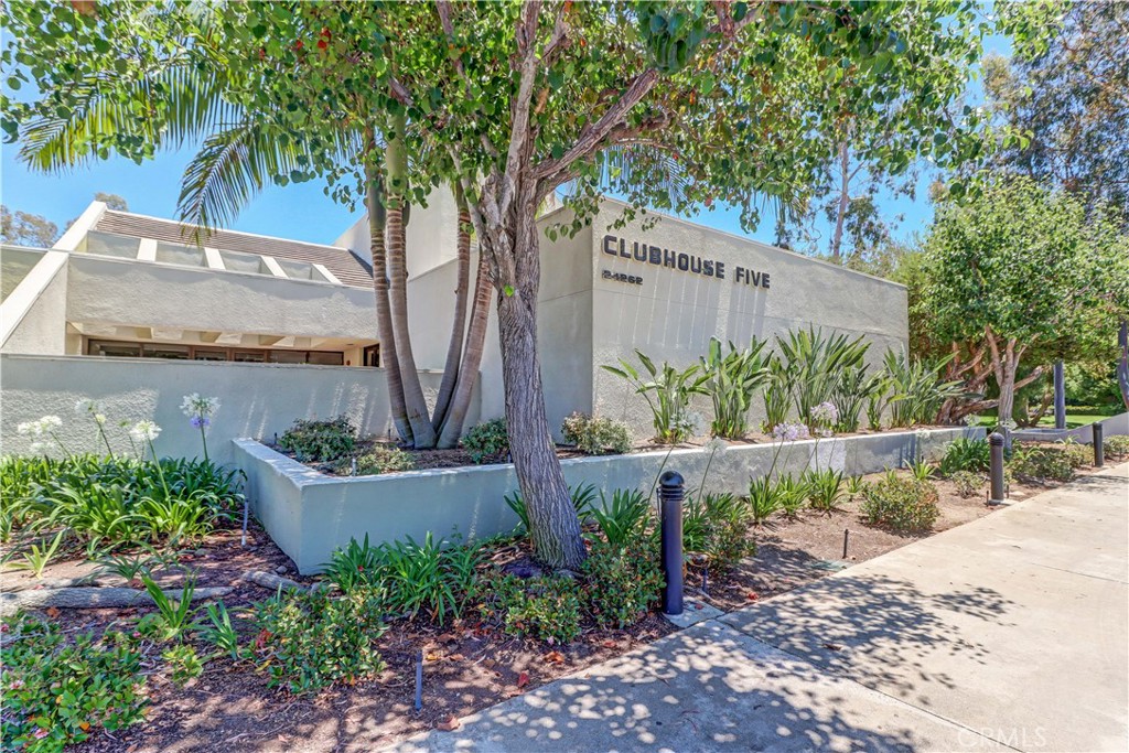 3241 San Amadeo 2b Property Photo 44