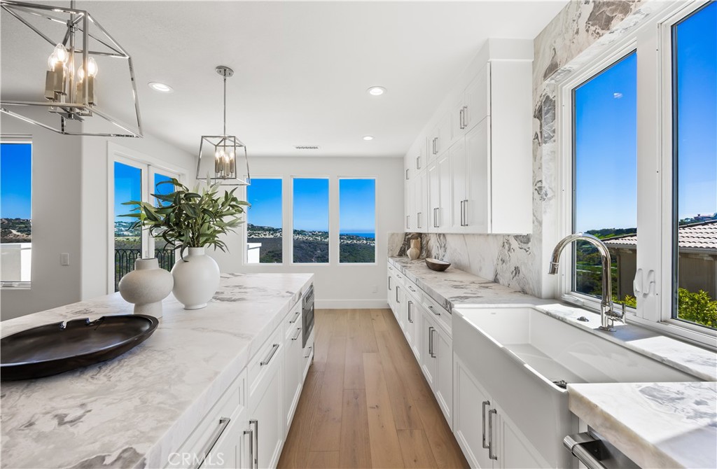 36 Tidal Surf Property Photo 11