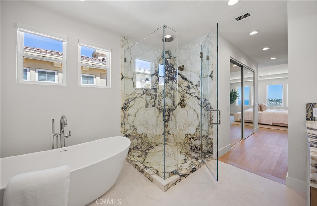 36 Tidal Surf Property Photo 18