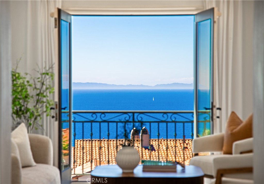 12 Tasman Sea Property Photo 32