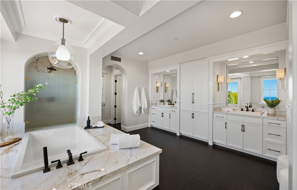 12 Tasman Sea Property Photo 34