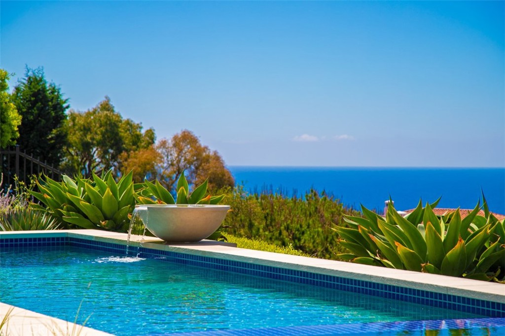 12 Tasman Sea Property Photo 50