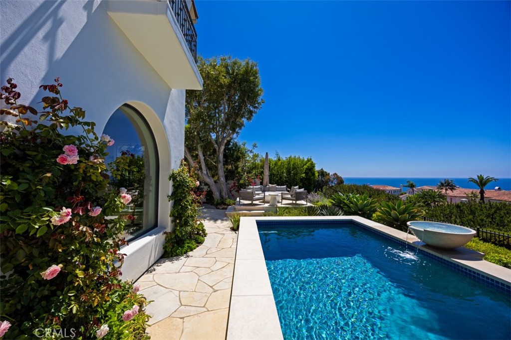 12 Tasman Sea Property Photo 53