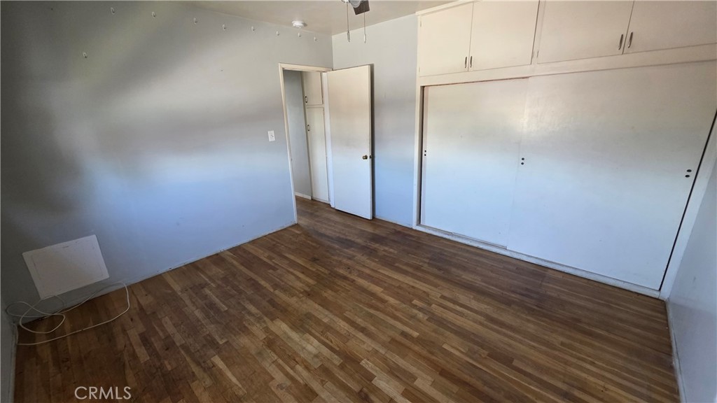 1139 E 67th Street Property Photo 4