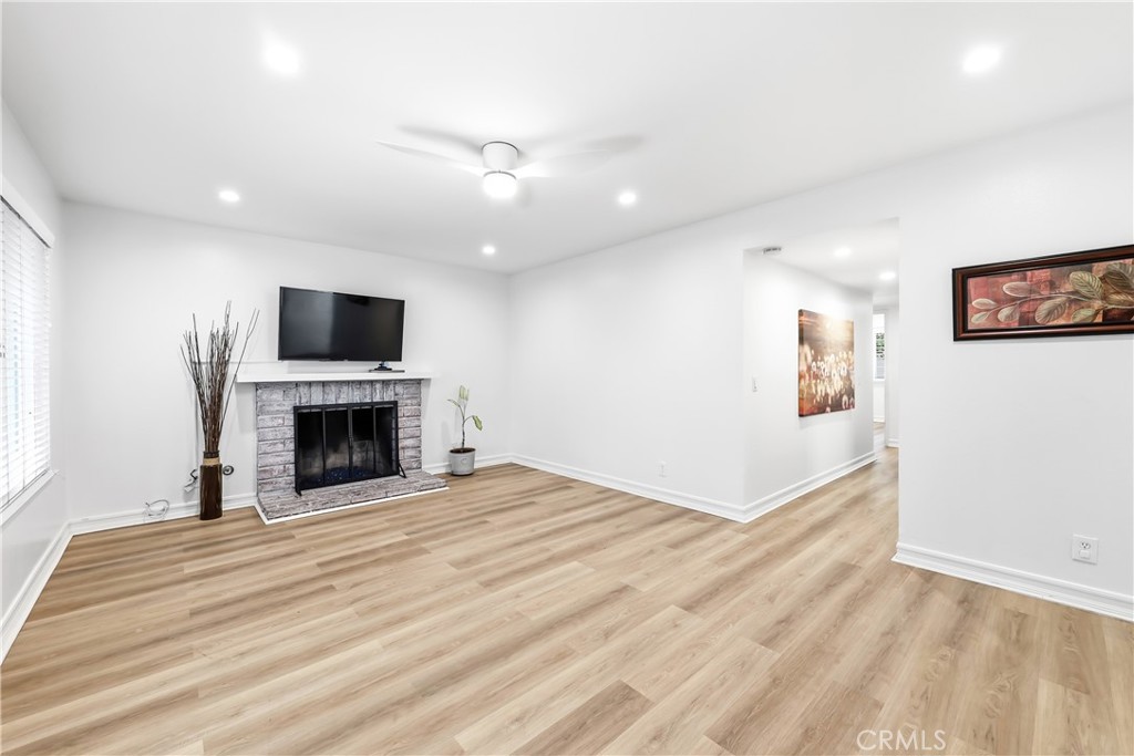 24961 Express Property Photo 4