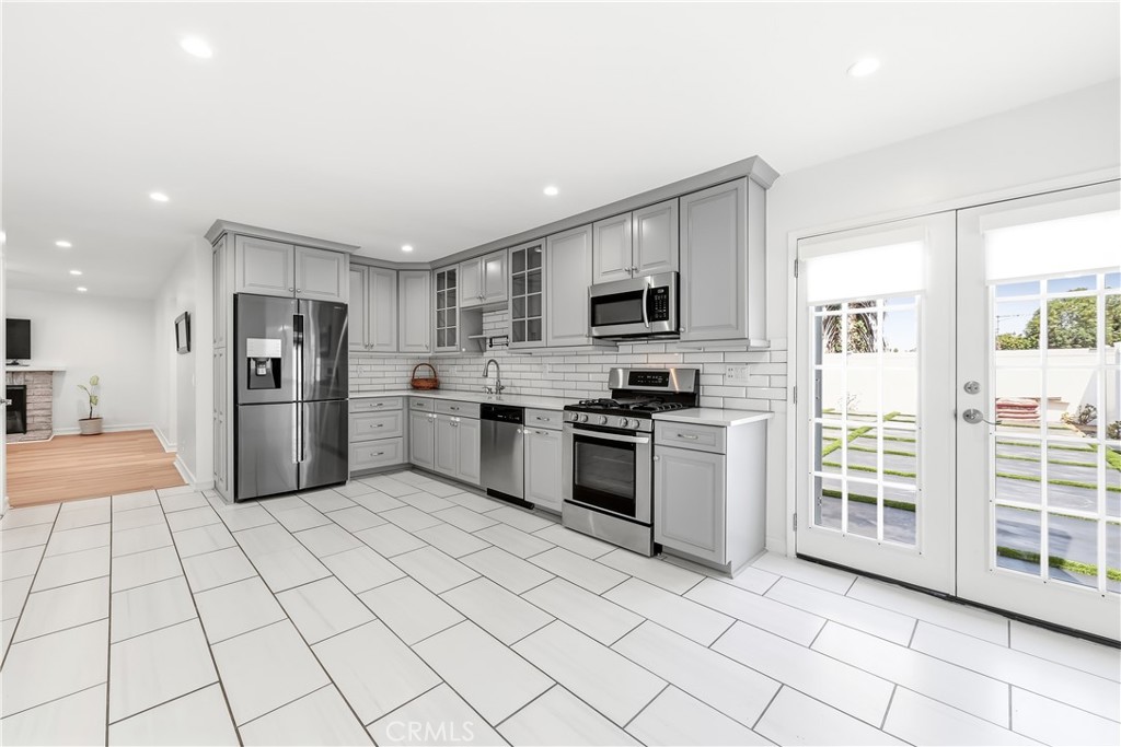 24961 Express Property Photo 7