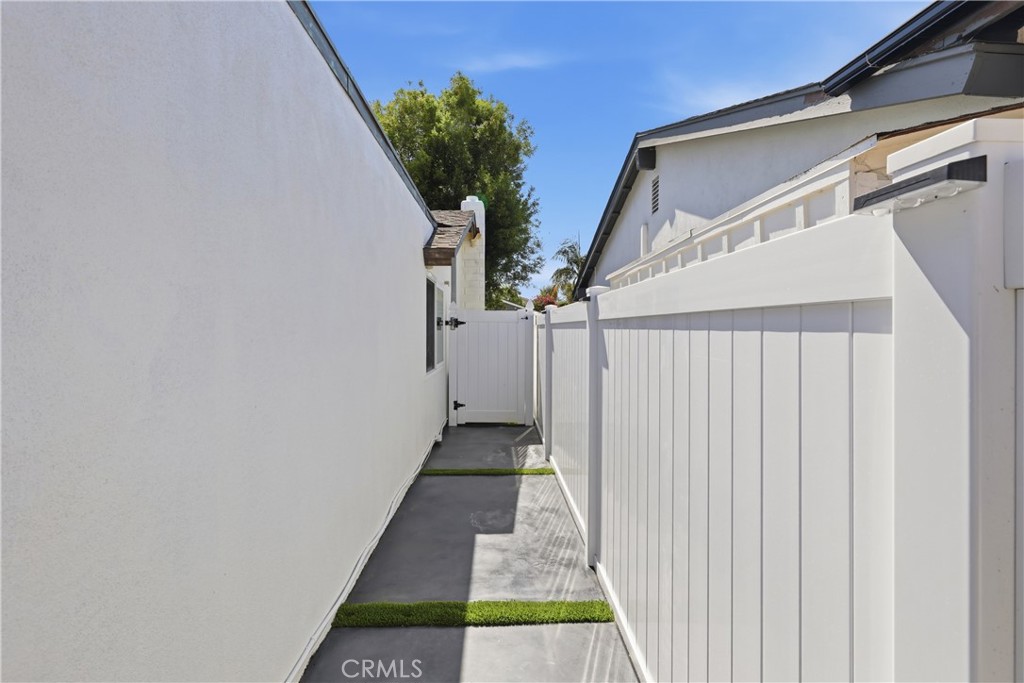24961 Express Property Photo 24