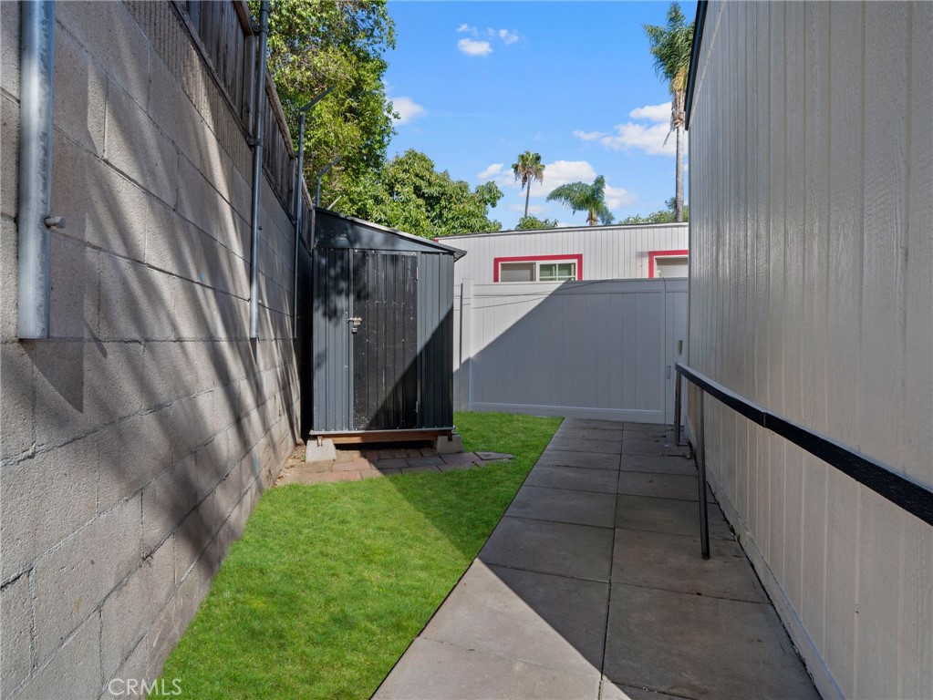 1517 N Newhope Street 76 Property Photo 15