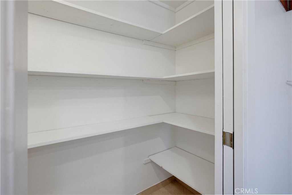 10441 Lee Way Property Photo 10