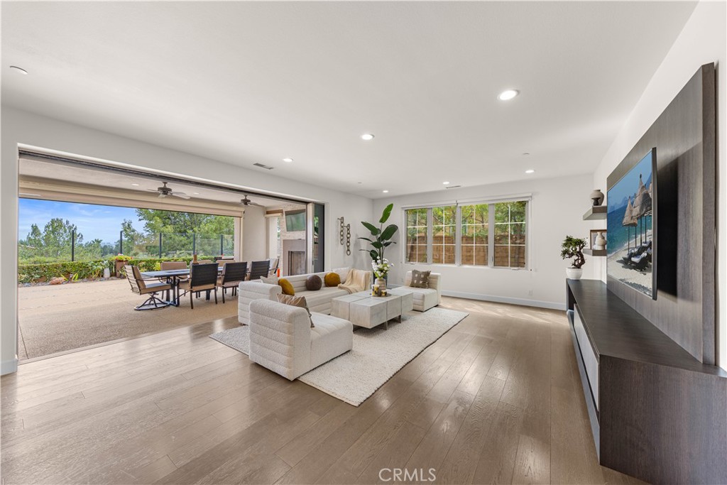 139 Sunset Property Photo 5