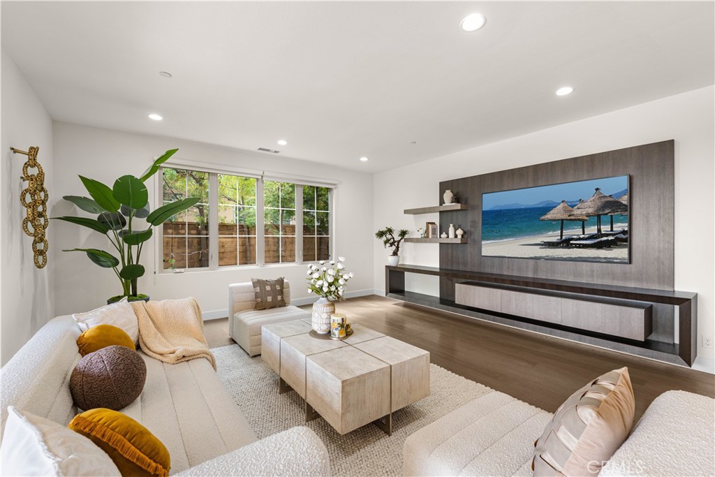 139 Sunset Property Photo 6