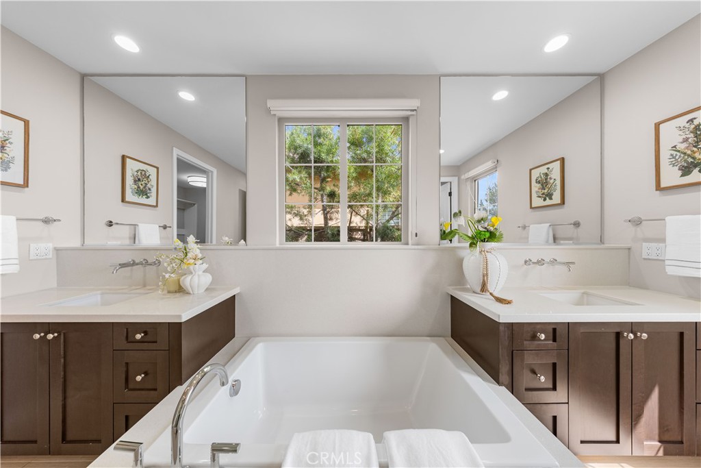 139 Sunset Property Photo 28