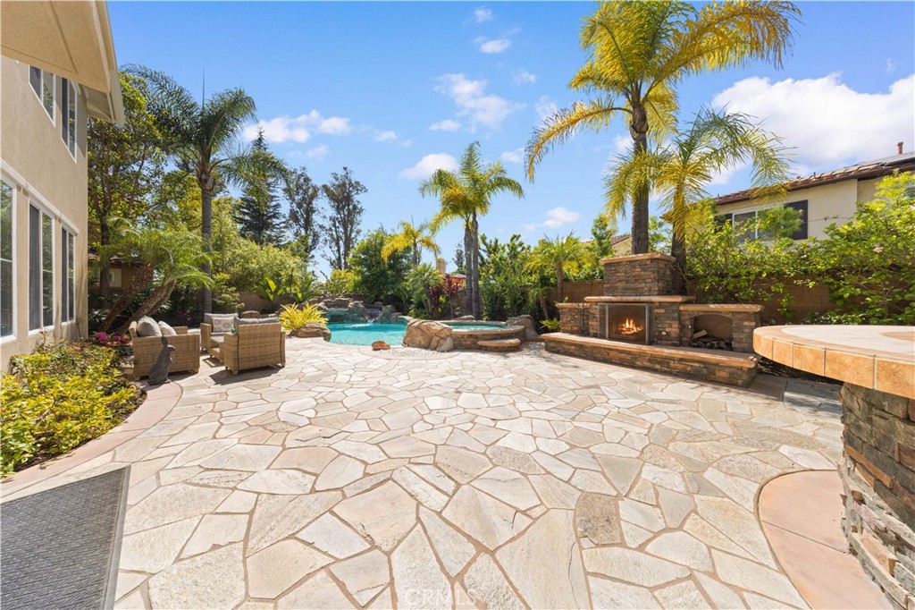 5 Plumbago Property Photo 1