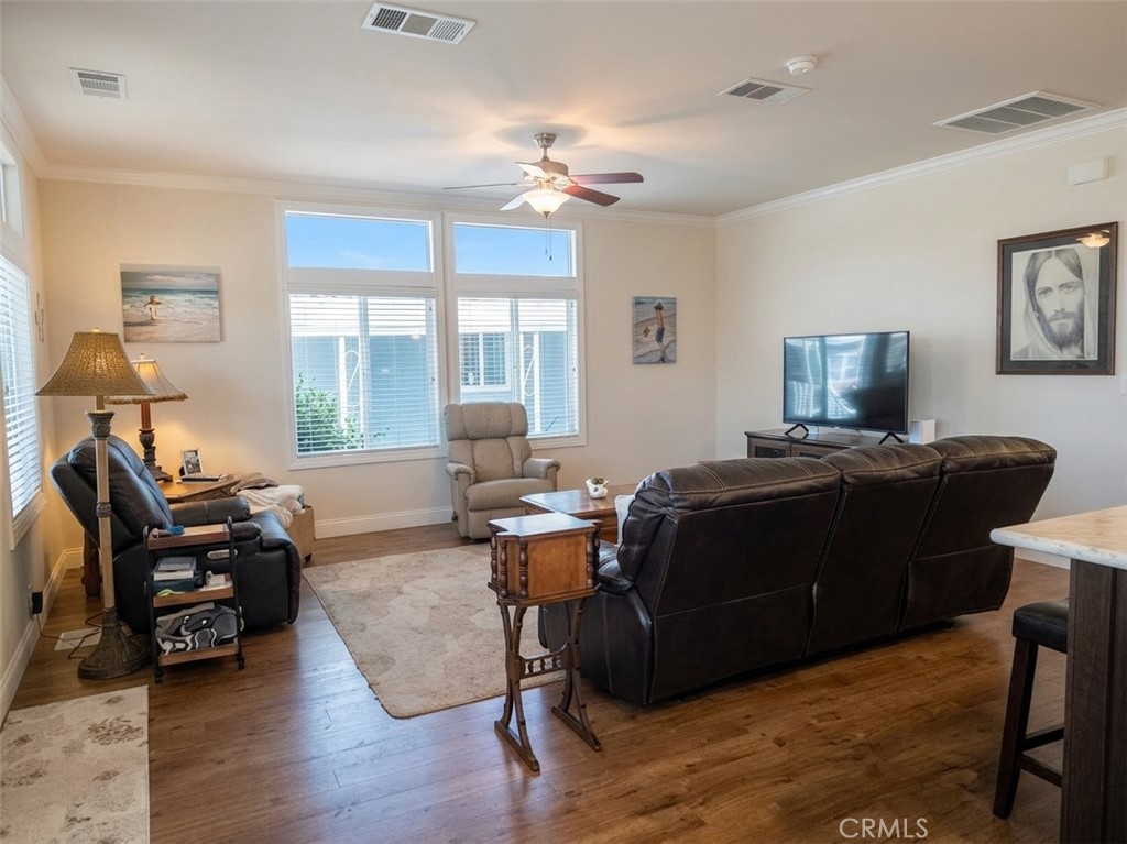 237 Albatross Property Photo 10