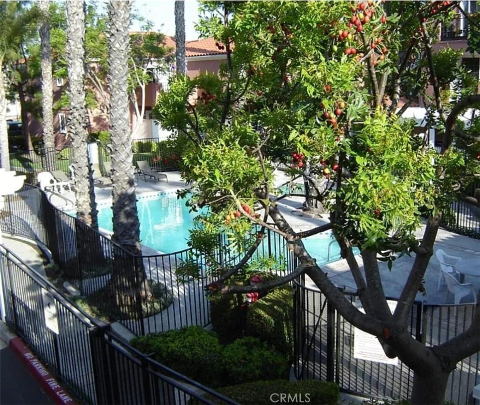 409 Utica D43 Property Photo 1