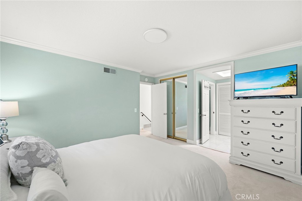 25042 Greenbay Drive Property Photo 15