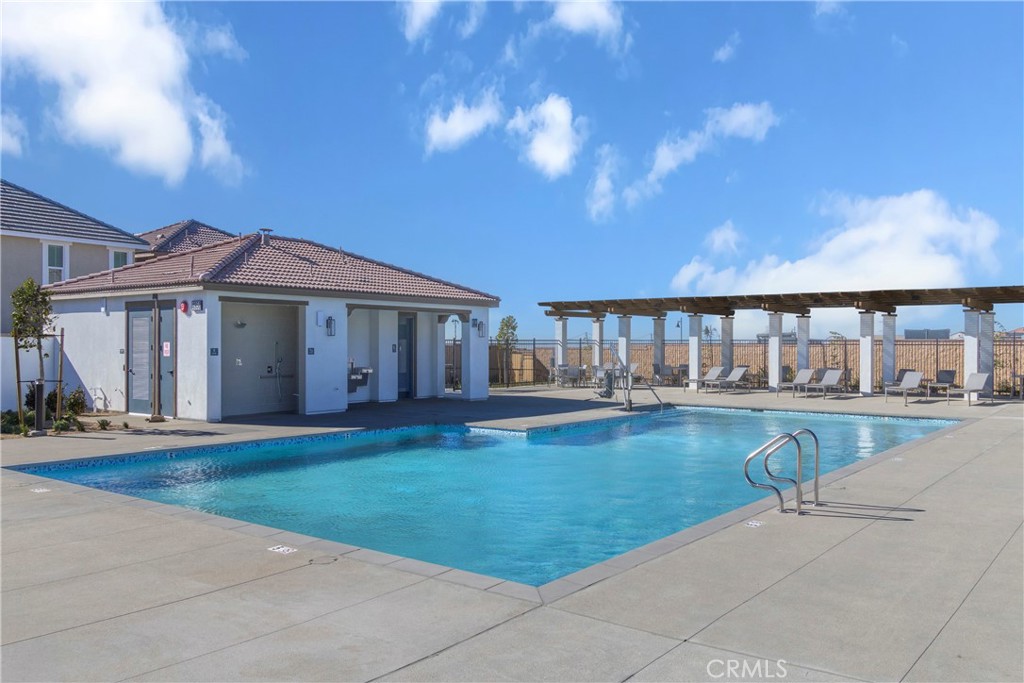 16524 Stone Pine Lane Property Photo 3