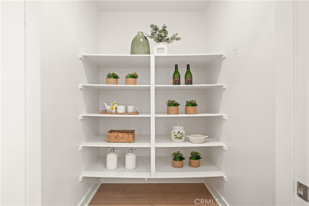 126 Baluster Property Photo 19