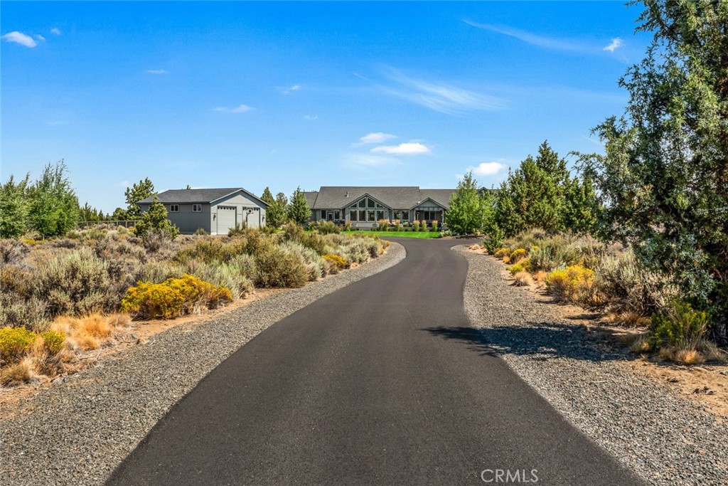 60870 Billadeau Property Photo 6