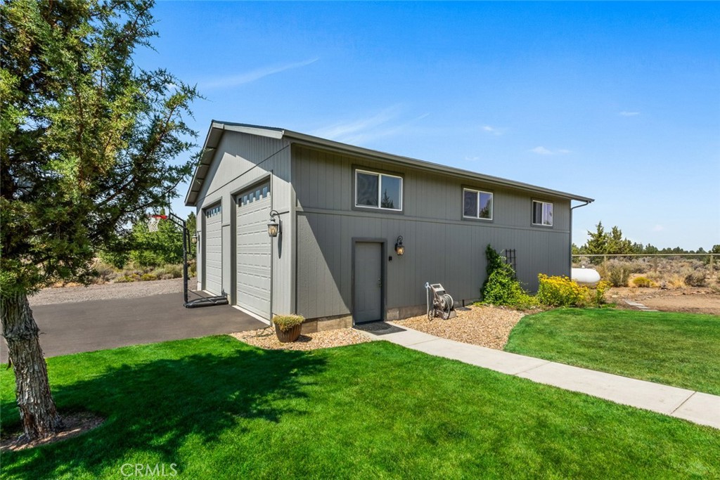 60870 Billadeau Property Photo 41