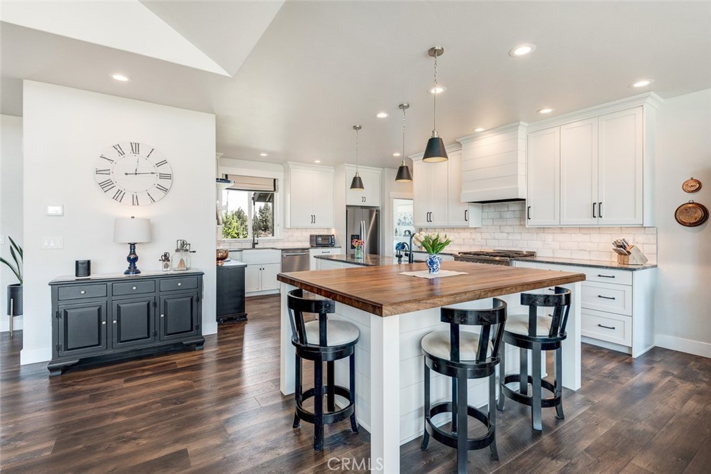 60870 Billadeau Property Photo 47